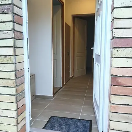 Lila Akác Panzió Esztergom